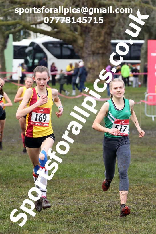 Intermediate girls, 2020 New Balance English Schools Champs., Sefton Park, Liverpool. Photo: David T. Hewitson/Sports for All Pics